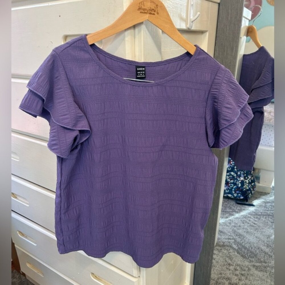 Iris purple ruffle flutter textured blouse✨